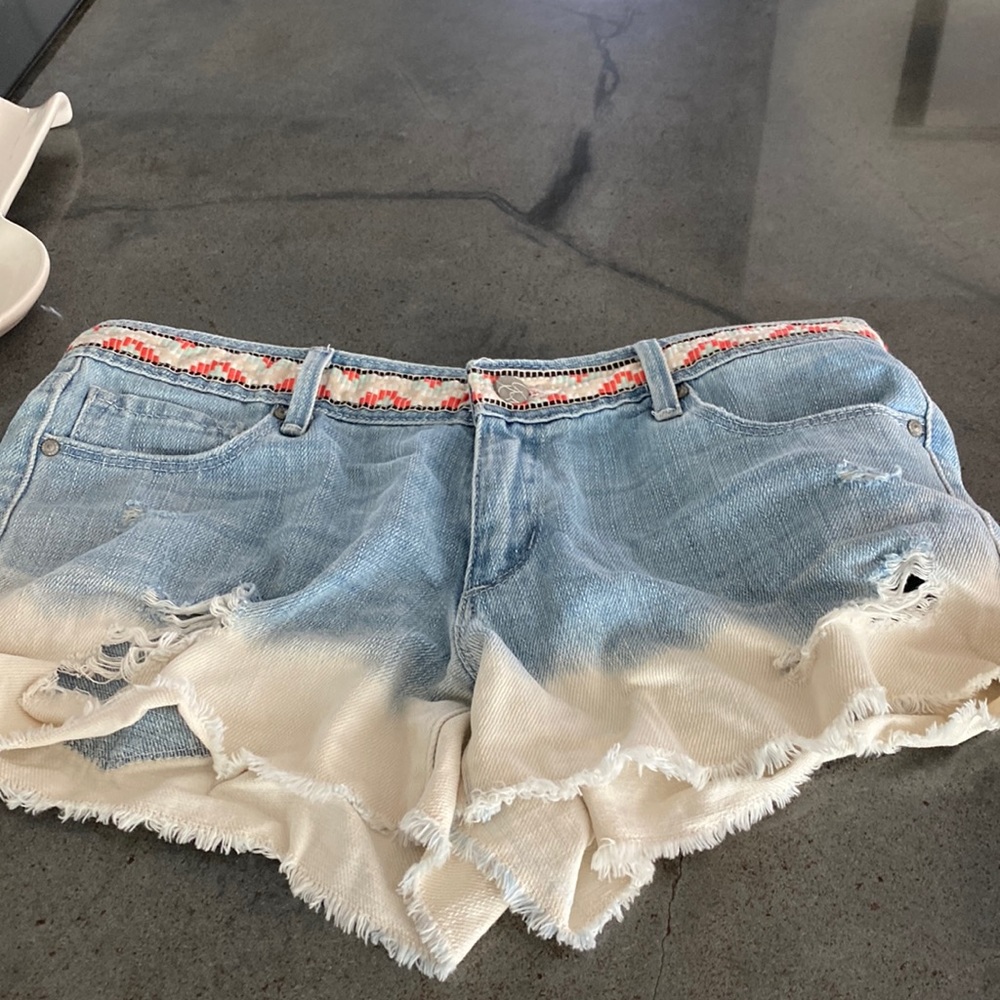Jessica Simpson Jean Shorts Size 27 (size 6)